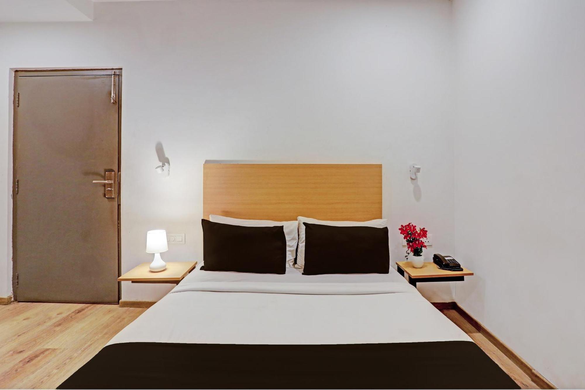 Townhouse Near Secunderabad Railway Station, Yashoda Hospital, Patny Centre المظهر الخارجي الصورة