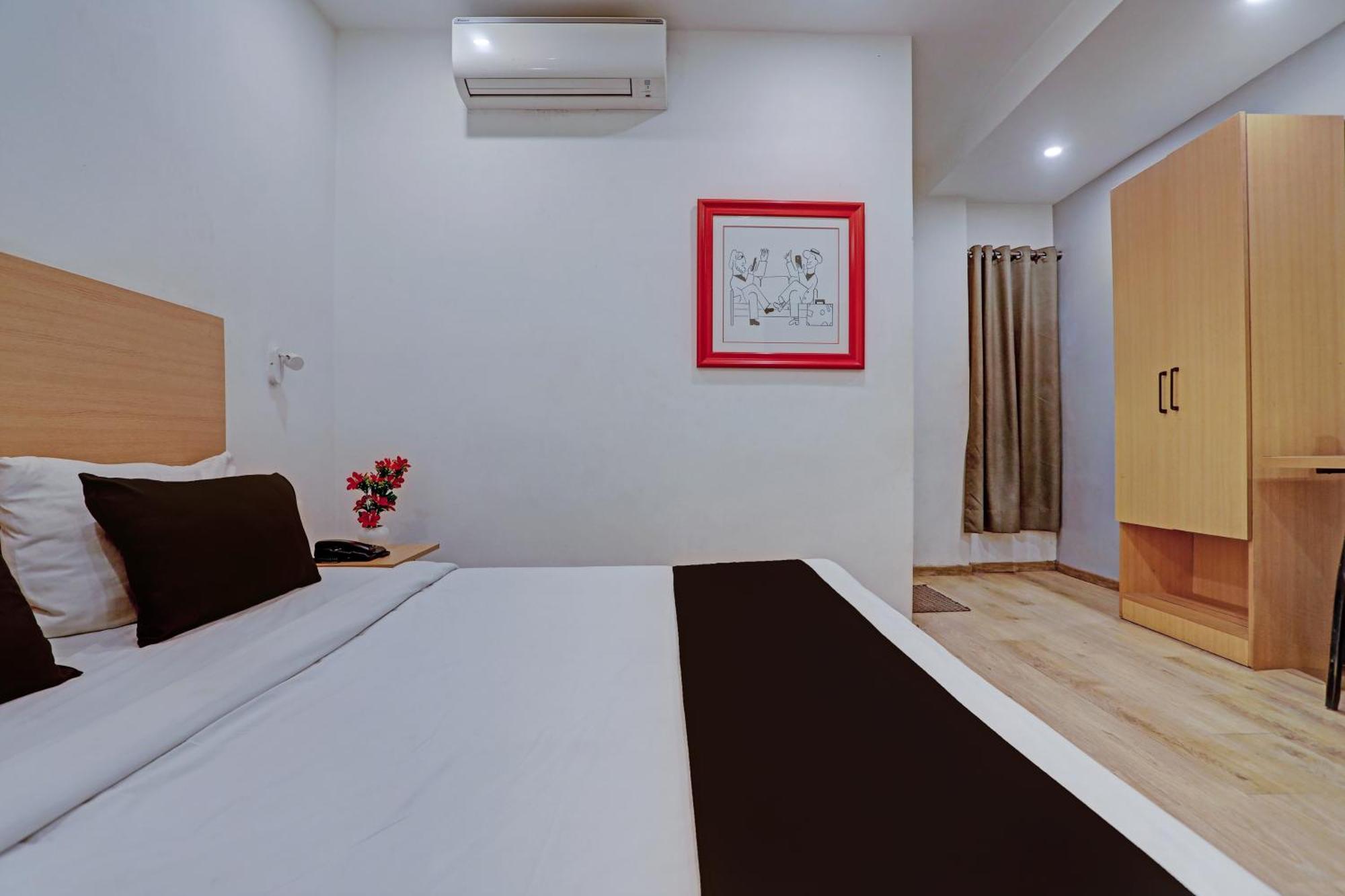 Townhouse Near Secunderabad Railway Station, Yashoda Hospital, Patny Centre المظهر الخارجي الصورة