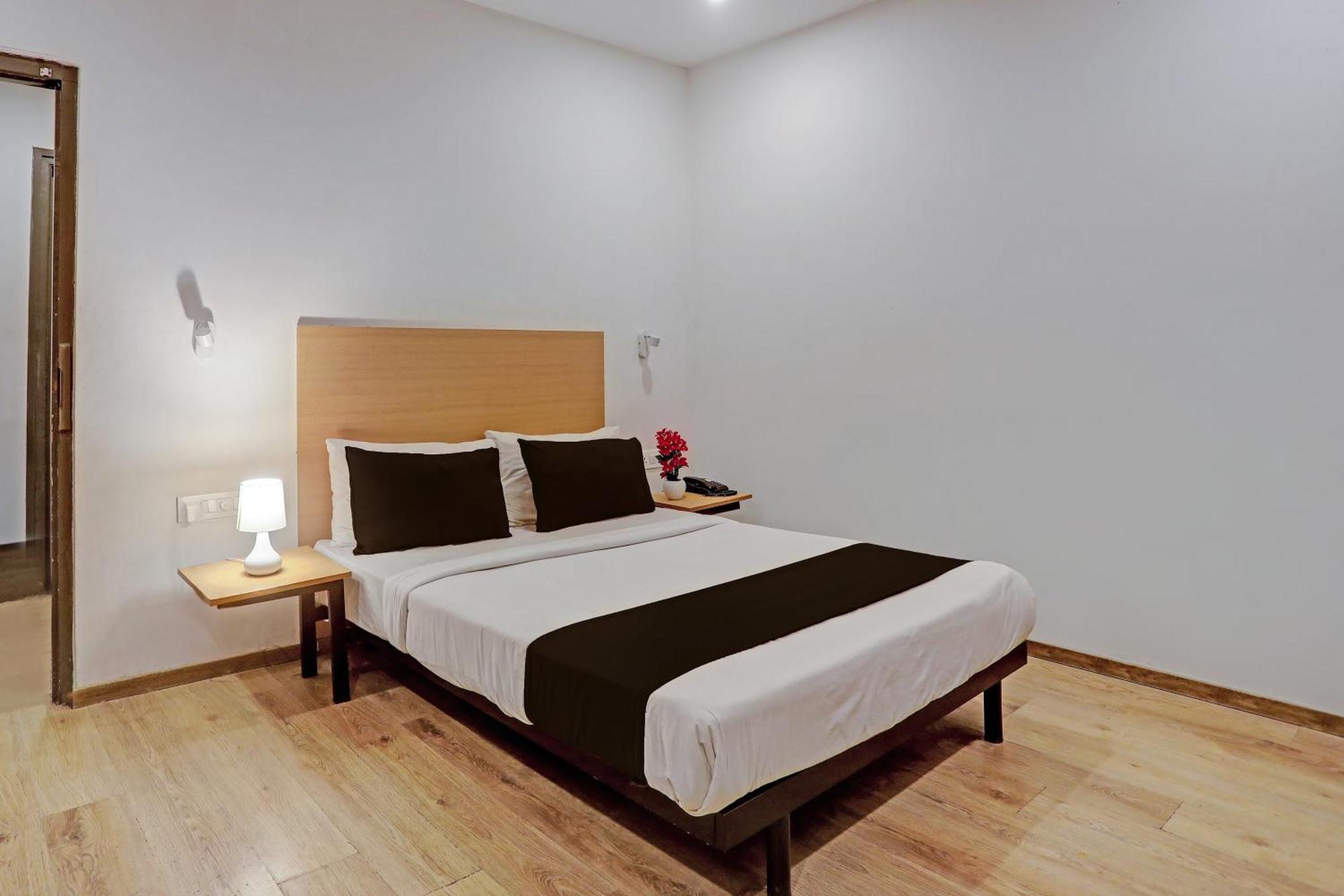 Townhouse Near Secunderabad Railway Station, Yashoda Hospital, Patny Centre المظهر الخارجي الصورة