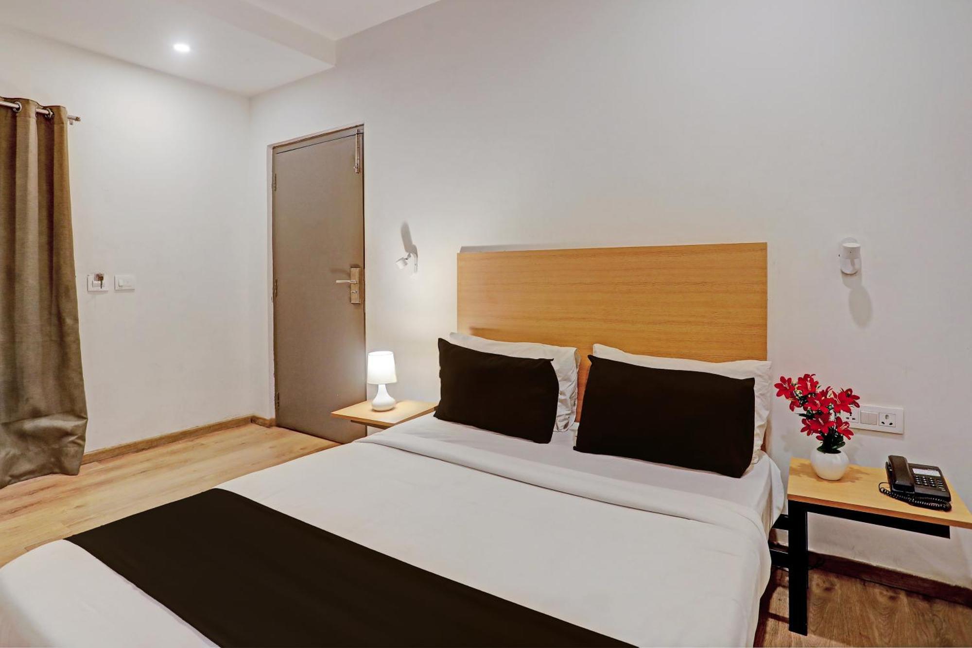 Townhouse Near Secunderabad Railway Station, Yashoda Hospital, Patny Centre المظهر الخارجي الصورة